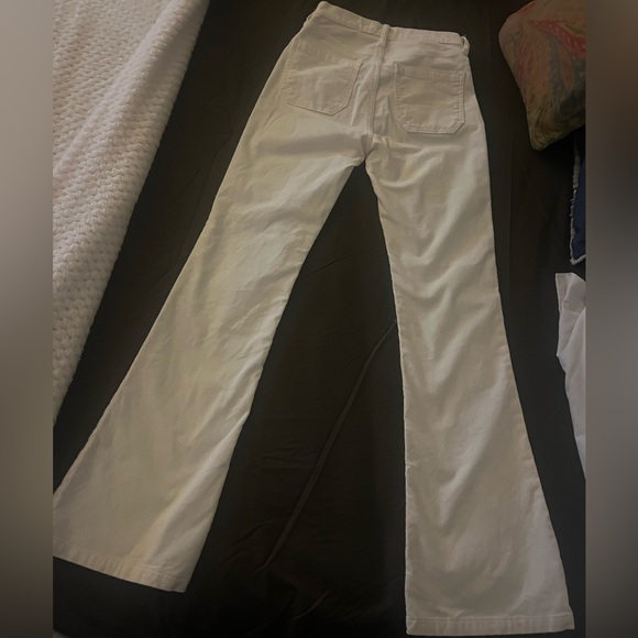 GAP 70’s Flare High Rise - Picture 3 of 3